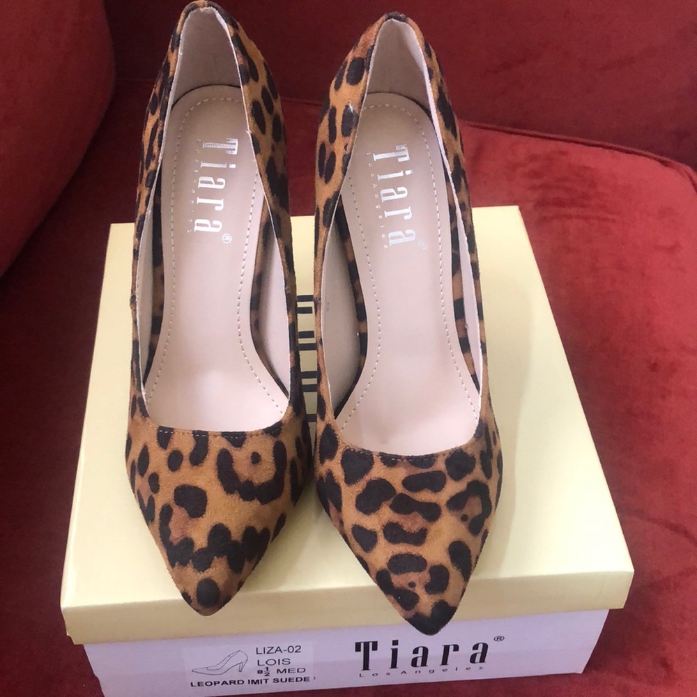 NIB Leopard Suede Heels